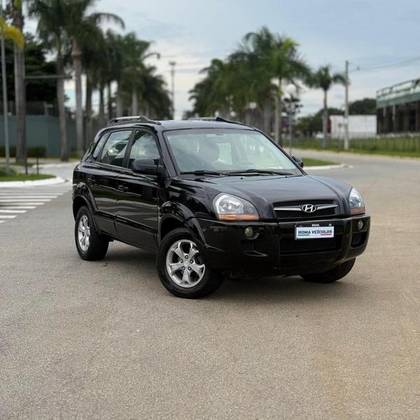 HYUNDAI TUCSON 2.0 MPFI GLS 16V 143CV 2WD GASOLINA 4P AUTOMÁTICO